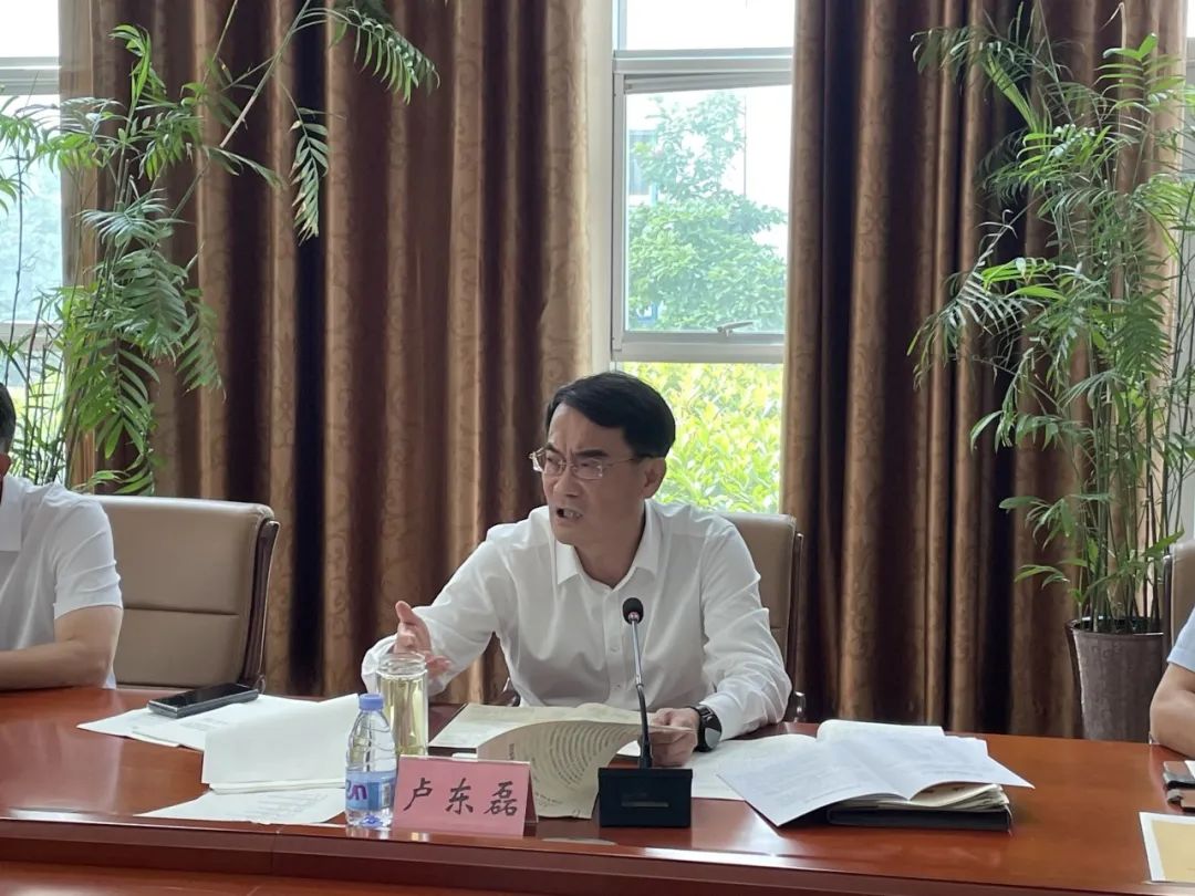 經(jīng)開區(qū)工委管委在潔晶開展生物化工園區(qū)化工企業(yè)安全生產(chǎn)交流座談會 經(jīng)開區(qū)工委管委在潔晶開展生物化工園區(qū)化工企業(yè)安全生產(chǎn)交流座談會